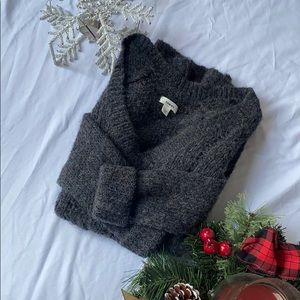 Tommy Hilfiger Alpaca Wool V-Neck Sweater